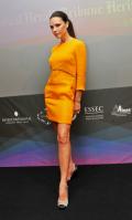 106005772_Victoria_Beckham_conference_01_122_217lo.jpg