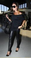 11043_victoria_beckham300_122_437lo.jpg