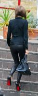 39666_Celebutopia-Victoria_Beckham_at_Scotts_Restaurant_in_London-15_122_631lo.jpg