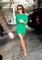 78252_Victoria_Beckham_02_122_375lo.jpg