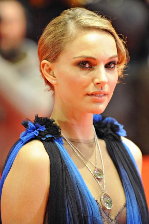 08770_Celebutopia-Natalie_Portman-The_Other_Boleyn_Girl_Premiere-31_122_539lo.jpg