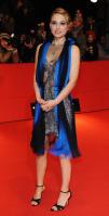 04714_Celebutopia-Natalie_Portman-The_Other_Boleyn_Girl_Premiere-15_122_39lo.jpg