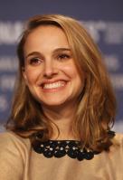 16335_natalie_portman_26_122_880lo.jpg