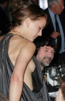 Natalie Portman boob slip