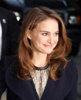 69815_Natalie_Portman_Visits_Late_Show_With_David_Letterman_006_122_551lo.jpg