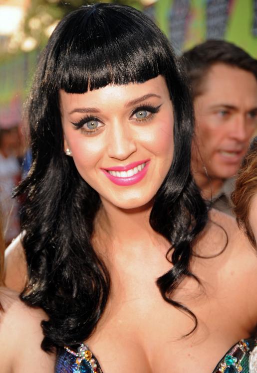 4OMKM0D972_KatyPerry_105_.jpg