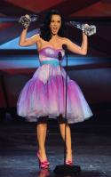 114050536_KatyPerry01052011_37thPeoplesChoiceAwards17.jpg