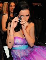 114050551_KatyPerry01052011_37thPeoplesChoiceAwards24.jpg