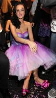 114050656_KatyPerry01052011_37thPeoplesChoiceAwards78.jpg