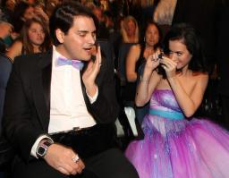 114050704_KatyPerry01052011_37thPeoplesChoiceAwards94.jpg