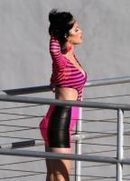 174622655_KatyPerry_Roof_TopPhotoshoot_Miami_030611_204_122_156lo.jpg