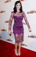 23252_KatyPerry_2010KIISFMsJingleBall_5thDec_006_122_148lo.jpg