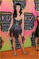 41701_katy_perry_kids_choice_awards_2010_05_122_224lo.jpg