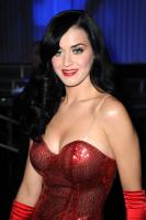 47997_Katy_Perry71_122_250lo.jpg