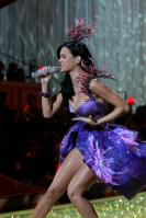 77114_KatyPerry_Ryder42_122_244lo.jpg