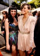 DVBHYEQ5IA_KatyPerry_72_.jpg