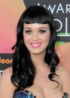 I96YFM4R45_KatyPerry_140_.jpg