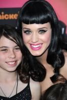 U34KTD1Q2Y_KatyPerry_128_.jpg