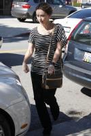 105991109_Jennifer_Love_Hewitt_out_in_LA_1_122_558lo.jpg