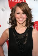 27867_Foro_Total.net_Jennifer_Love_Hewitt_Hanes_store_opening_35_122_375lo.jpg