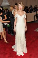 83680563_10MetropolitanMuseumofArtCostumeInstitutegala-May3rd_001.jpg