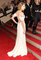 83680621_10MetropolitanMuseumofArtCostumeInstitutegala-May3rd_006.jpg