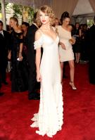 83680682_10MetropolitanMuseumofArtCostumeInstitutegala-May3rd_008.jpg