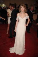 83681192_10MetropolitanMuseumofArtCostumeInstitutegala-May3rd_022.jpg