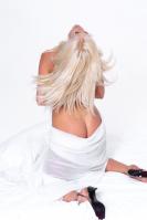 98282_victoria_silvstedt_249_123_354lo.jpg