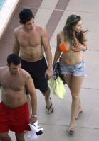 1R33IOB7GM_KellyBrook-ArizonaBikini-062309-4.jpg