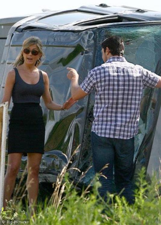 C7IBNN954Y_Jennifer-Aniston-and-Gerard-Butler-0709.jpg