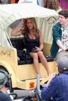 31196_Celebutopia-Jennifer_Aniston_filming_Bounty_Hunter_in_Atlantic_City-13_122_99lo.jpg