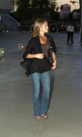 42036_JAniston_ThePoliceConcert_01_122_369lo.jpg