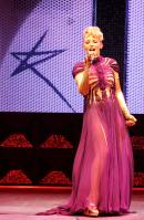 20419_Minogue_Kylie_177_122_696lo.jpg