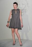 49770_Mila_Jovovich_Chanel_Haute_Couture_Collection_004_122_566lo.jpg