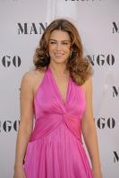 81288_Celebutopia-Elizabeth_Hurley_launches_Elizabeth_Hurley_for_MNG_Collection_in_Madrid-09_122_938lo.jpg