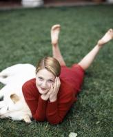 05031_Drew_Barrymore_TS007_122_78lo.jpg