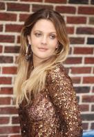 74562_DrewBarrymore_visitsTheLateShowwithDavidLetterman2010_08_24_10_123_576lo.jpg