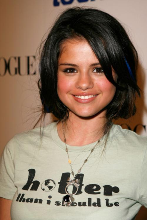 35544_Selena_01_122_373lo.jpg