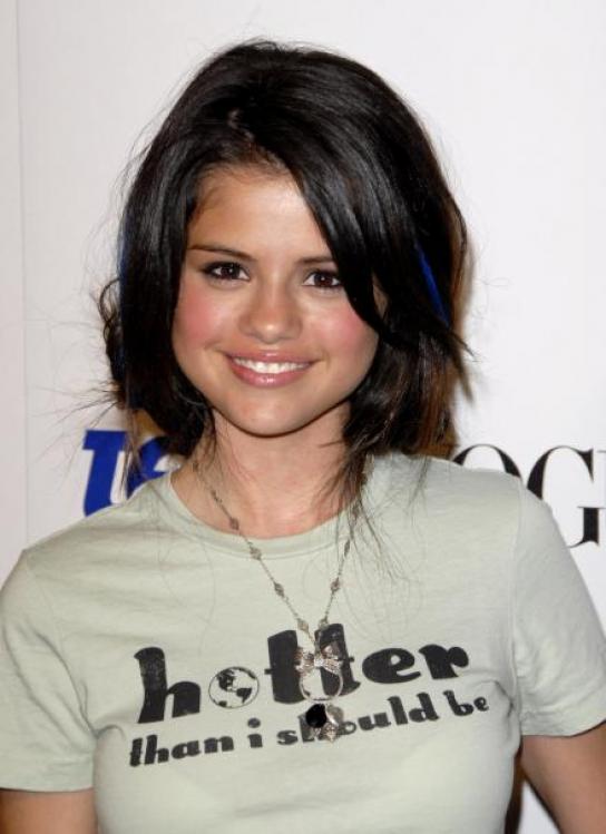 35549_Selena_02_122_930lo.jpg