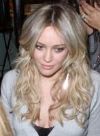 41781062_01443-hilary-duff-at-the-ken-paves-salon-july-9-20.jpg