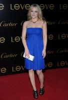 45009_Hilary_Duff_5_Cartier66s_Third_Annual_Loveday_Celebration_-_June_18th_2008_003_122_112lo.jpg