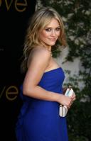 47183_Hilary_Duff_6_Cartier91s_Third_Annual_Loveday_Celebration_-_June_18th_2008_062_122_970lo.jpg