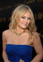 47540_Hilary_Duff_1_Cartier38s_Third_Annual_Loveday_Celebration_-_June_18th_2008_072_122_831lo.jpg