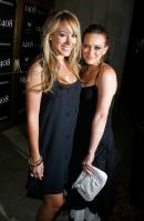 61606_Hilary_2_Haylie_Duff_3_1408_Premiere_June_12_2007_338_122_609lo.jpg