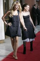 64129_Hilary_7_Haylie_Duff_8_1408_Premiere_June_12_2007_5281_122_751lo.jpg