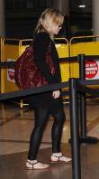 78208_Celebutopia-Hilary_Duff_at_LAX-15_122_387lo.JPG