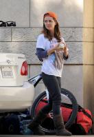 29040_eliza_dushku_thong_slip_working_on_her_car_in_la_01_122_478lo.jpg