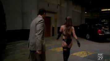 84602_Eliza_Dushku___Dollhouse_1x09_plume1025_8_122_569lo.jpg