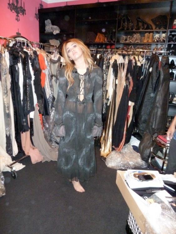 109739258_09437-by-mah0ne-miley-cyrus-leaked-closet-pics-201.jpg